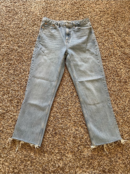 Topshop Denim - Topshop High Rise Straight Leg Jeans‎ Size 30 Light Wash Raw Hem Frayed Denim